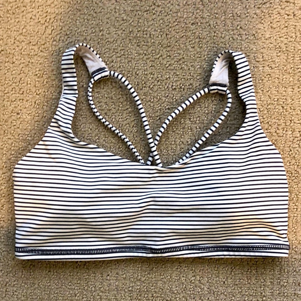 lululemon Free To Be bra. Size 6